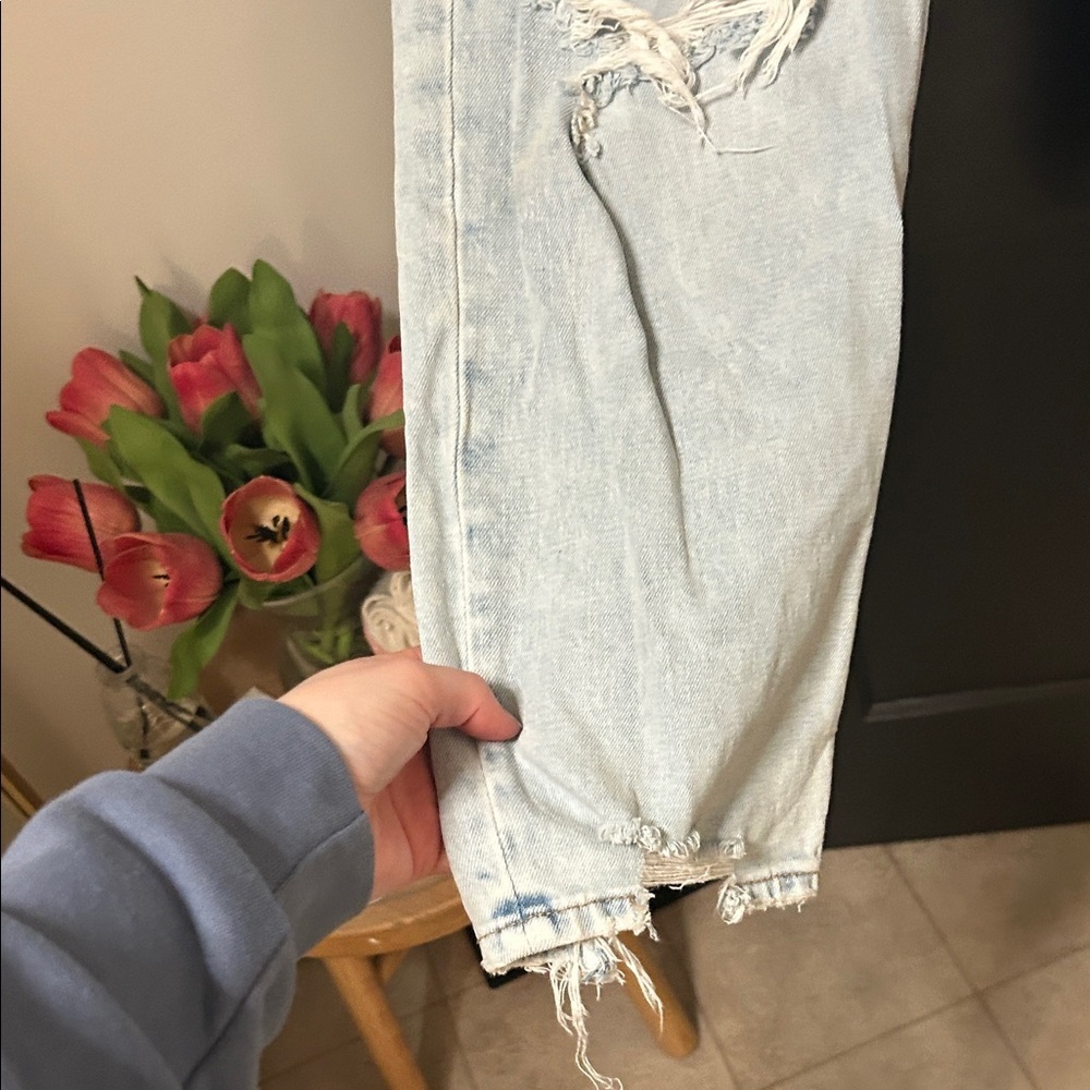 A&F Distressed Light Blue Ankle Straight - Picture 3 of 5